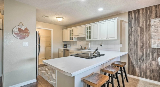 Апартаменты Golf, Pools & Near The Strip! Pointe Royale Condo
