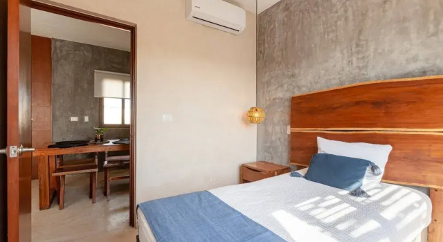 Minimalistic Coup De Coeur In Town - 2 Rooms Unit