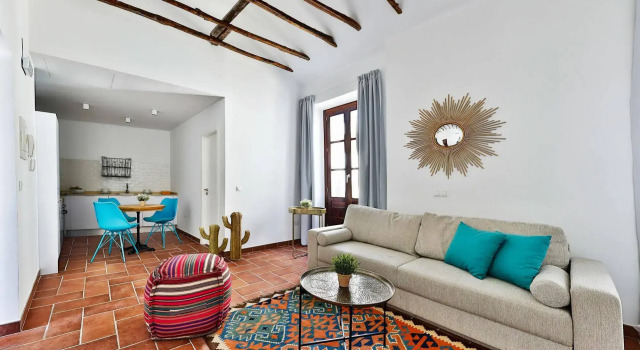 La Jⲟya de los Patios - Apartamentos Turísticos, Забронировать Отель Отели Кордовы 3 звезды, рядом с Лос-Морос-де-ла-Виктория, 3*