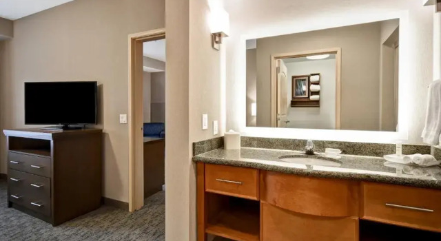 Люкс Homewood Suites by Hilton Boise