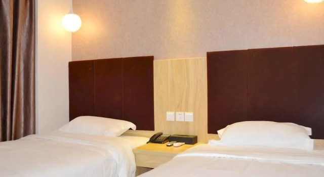 Longzhou Hotel, Забронировать Отель Лоху Шэньчжэнь, рядом с Район Дунмэнь