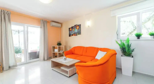 Апартаменты Comfort Holiday Home Diana