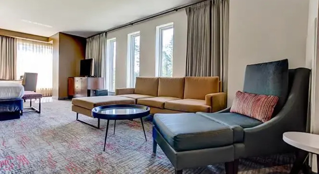 The Point Casino Hotel, Book Hotel Eglon USA