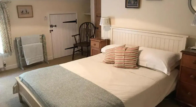 The Long House, Rezervasyon Otel Merseyside otoparklı oteller, Otopark
