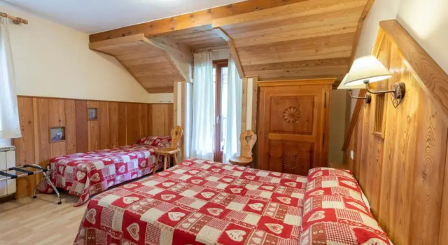 Номер Standard Logis Hôtel Spa la Cascade