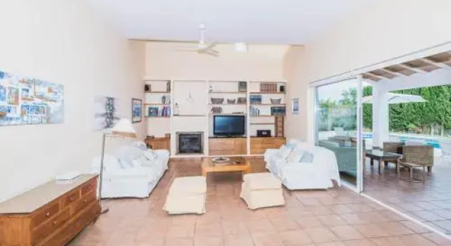 VILLA ALOE: Wifi gratis, piscina privada y vistas al mar, Book Villa Hotels in Ibiza with a Pool, Swimming Pool