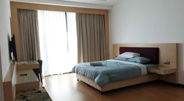 Апартаменты с видом на бассейн Bernard Holiday Home 2 @ Boulevard Imperial Suite Kuching