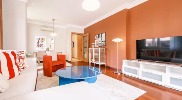 Spacious Flat 3 min to Coast and Bagdat Avenue, Boek Appartement Istanbul Regio Marmara