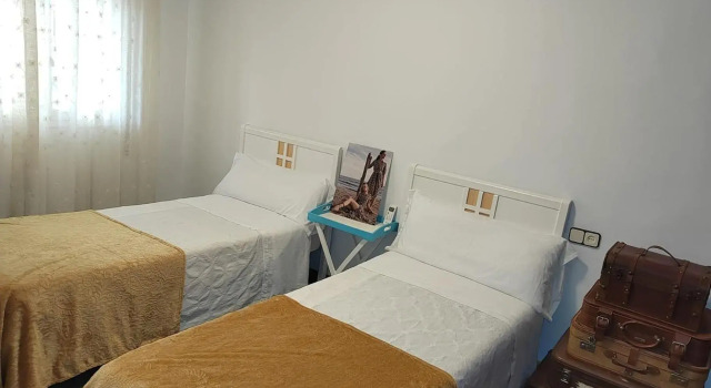 APARTAMENTOS ALBACETE CENTRO. parking cubierto inc, Забронировать Апартаменты/квартира Апартаменты Альбасете, рядом с Кафедральный собор Сан-Хуана Баутиста, Апартаменты/квартира