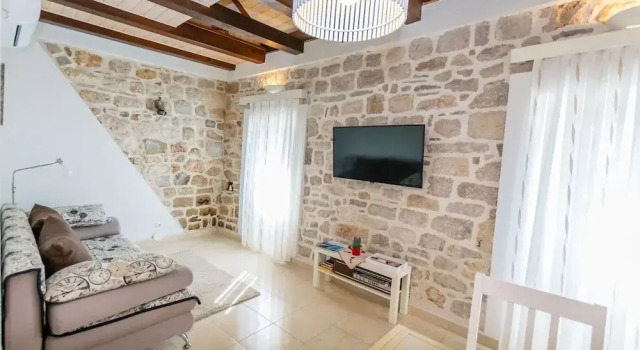Apartments La Perla, Prenota Appartamento Bol 