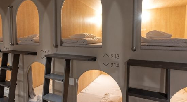 Мужская капсула Capsule Hotel City Cabin Susukino