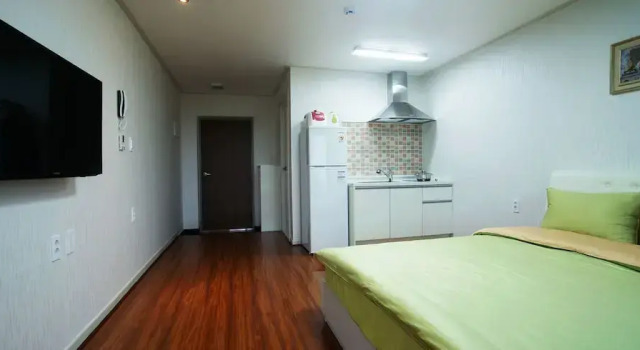 Номер Standard Jeju J Pension
