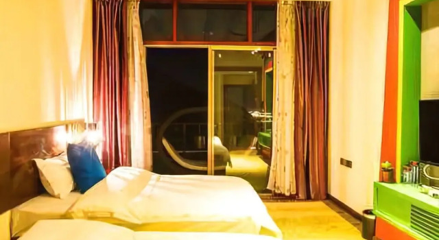 Jiaxi Boutique Creative Hotel, Rezervovat Boutique Hotel Hotely v Lhasa s bazénem, Bazén