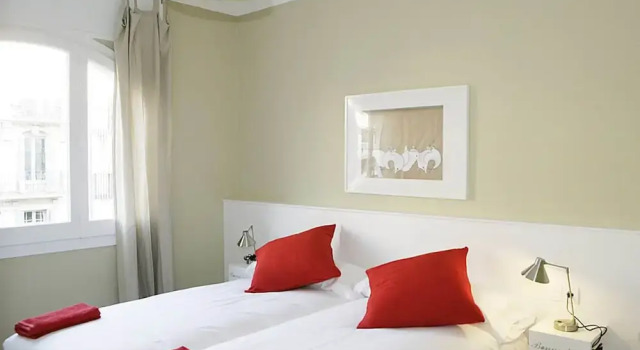 Super Apartamento para Familias y Grupos, Забронировать Апартаменты/квартира Грасиа Барселона, рядом с Jove Regina Theatre