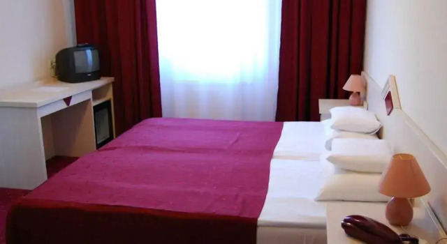Walzer Hotel, Забронировать Отель 12. Хегивидек 