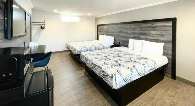 Четырёхместный номер Standard Motel 6 Pico Rivera - Los Angeles, CA