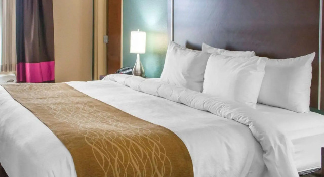 Двухместный люкс Comfort Inn & Suites San Marcos near Outlet Mall