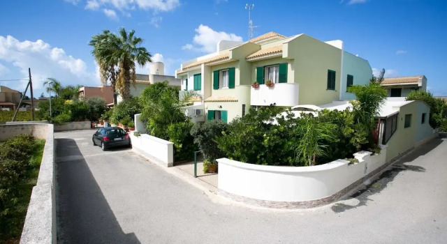 Casa Vacanze Le Dune, Book Hotel Hotels in Sicily with a Pool, Swimming Pool