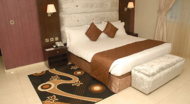Amber Residence, Rezervați Hotel Ikeja Lagos