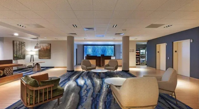 Кровать в общем номере Fairfield Inn & Suites Tulsa Downtown Arts District