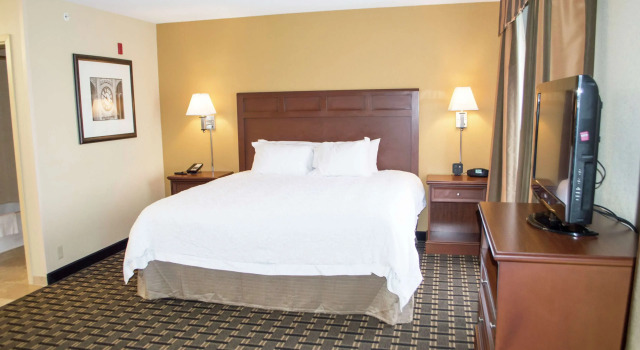 Hampton Inn & Suites Columbia at University