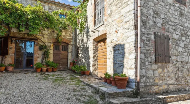 Lovely Holiday Home in Castellina in Chianti With Garden, Buchen Sie Ferienwohnung Castellina in Chianti Chianti