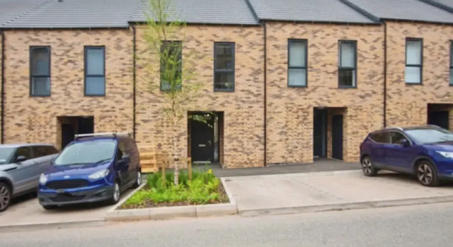 Apricot House- Cozy 2 Bedroom House in Birmingham, Varaa Lomakoti Mökit kohteessa Merseyside, Mökki