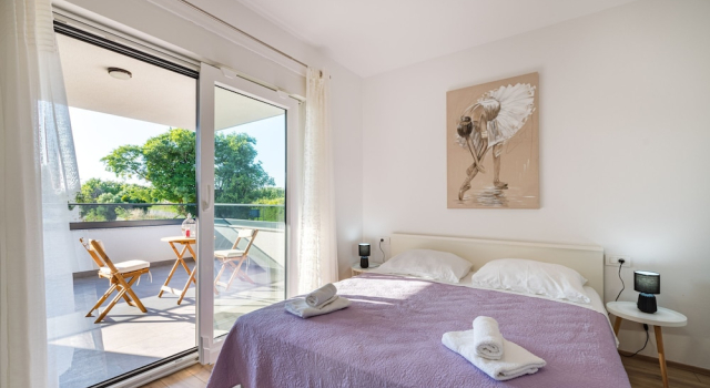 Apartment Vista Mare 1 With Heated Pool