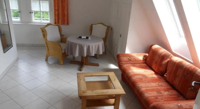 Ferienwohnungen im Landhaus Wiesenbad, Забронировать Дом для отпуска Отели Термалбад Висенбад с парковкой, Парковка