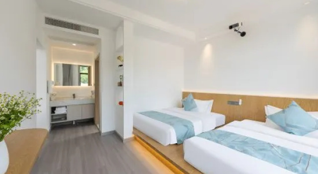 Люкс Anji Yunqian Homestay