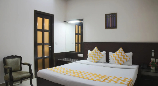 FabHotel Exotica, Забронировать Отель Отели Нью-Дели с завтраком, Завтраки
