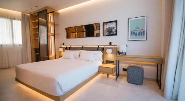 Номер Deluxe MYR Puerta Serranos