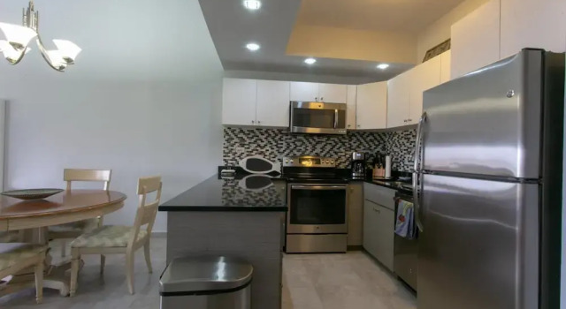 Spectacular Beach View 3-bedroom Villa Bv179
