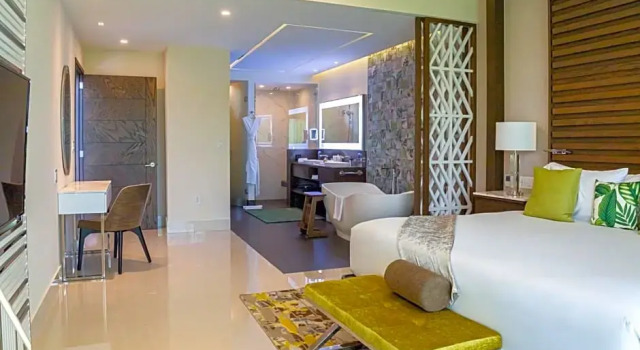Двухместный полулюкс Garza Blanca Resort & Spa Cancun