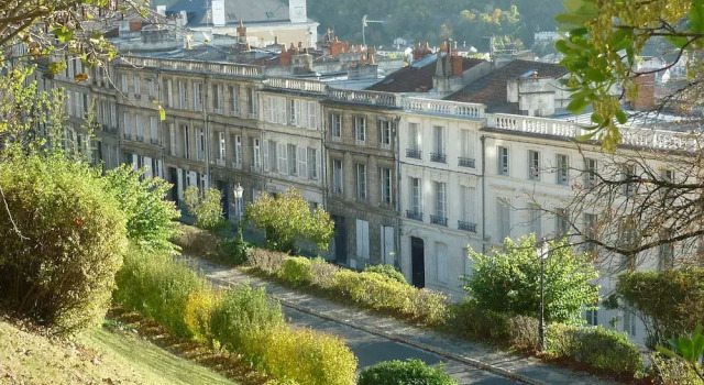 Les Jardins de la Cathdrale, Prenota Hotel Angoulême Charente
