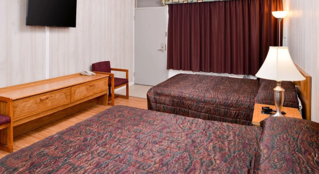 Номер Standard Red Carpet Inn Battleboro
