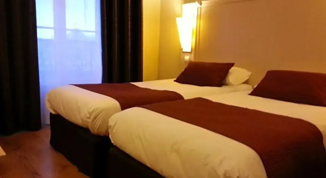 Номер Standard Hôtel Derby Eiffel