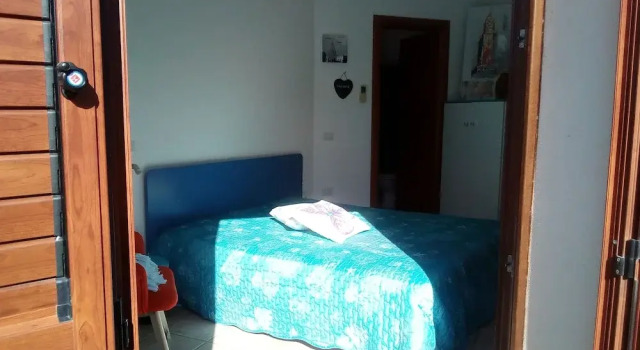B&B Casa Rosa, Забронировать Отель «постель и завтрак» Ольбия Изумрудный берег