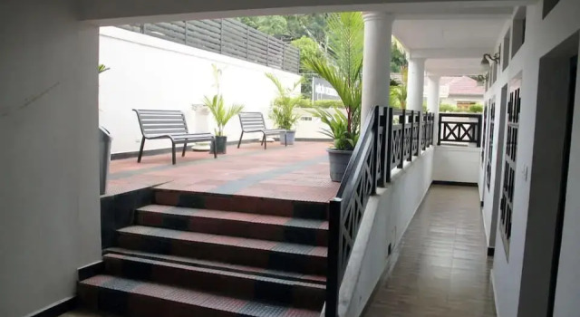 Makam Residency