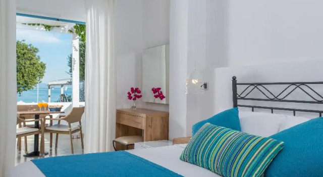 Двухместный номер Standard с видом на море Oasis Beach Hotel