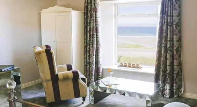 Номер Deluxe Coast Lodge