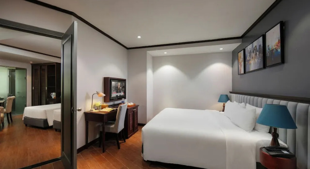 Люкс Executive с видом на город MAY DE VILLE Corner Hotel