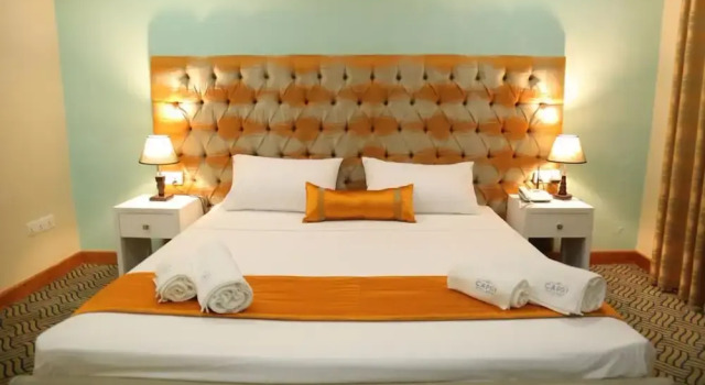 Hotel Capri Mc