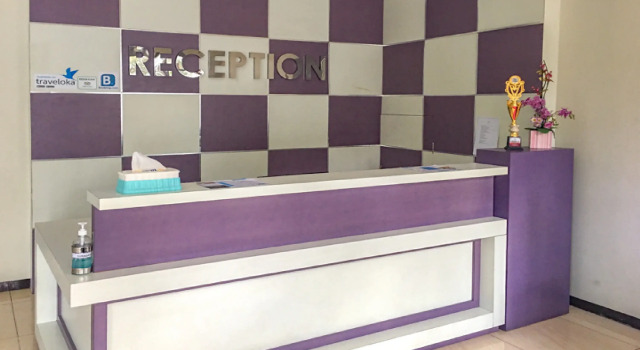 SMESA Edotel Syariah Surabaya RedPartner, Réserver Hôtel Wonokromo Java oriental