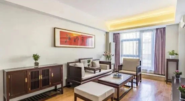 Четырёхместный семейный люкс China Electronics Huajing Business Hotel