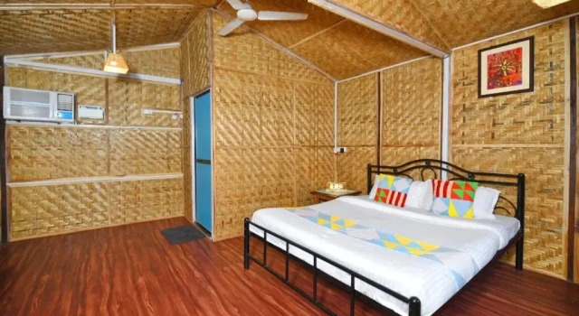 The Spring Beach Cottages, Забронировать Отель Калангут Северный Гоа, рядом с Пляж Калангут