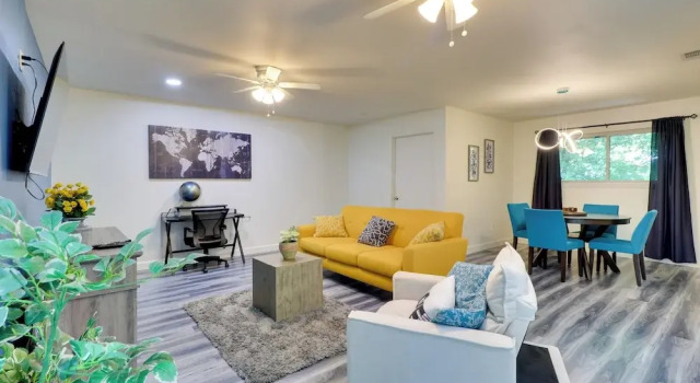 Апартаменты 1 Mi to Dtwn + Fenced Yard: Georgetown Getaway!
