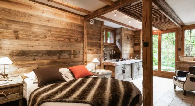 Chalet savoyard rénové, 10 pers, proche pistes, animaux admis - FR-1-304-162, Забронировать Шале Виллы Овернь-Рона-Альпы, Вилла