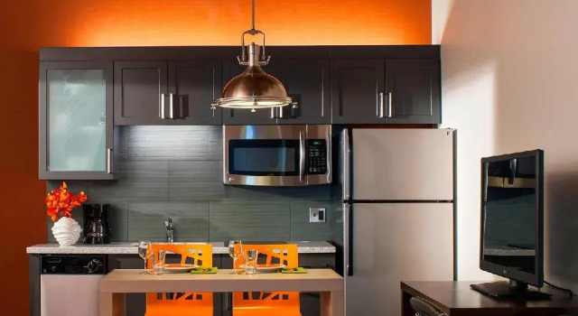 Двухместный люкс с 2 комнатами Residence Inn by Marriott Boston Downtown Seaport