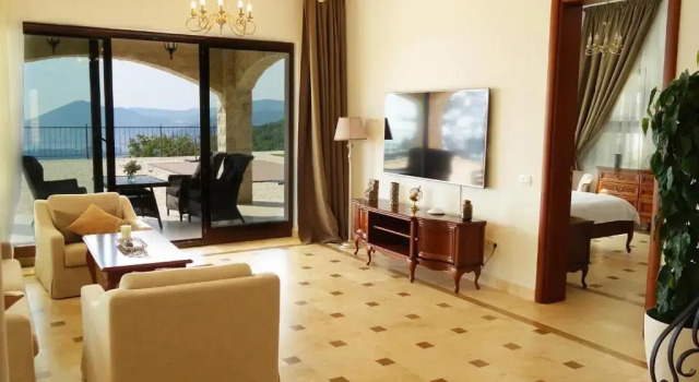 Villa Oak Leaf Residences